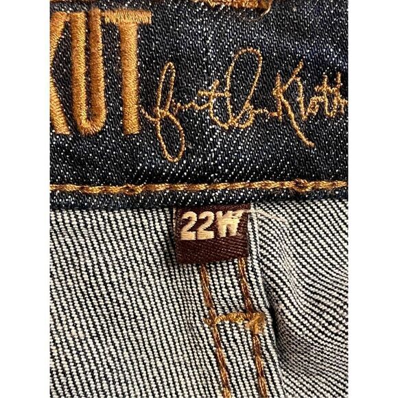 Kut from the Kloth shorts Katy boyfriend cuffed blue size 22W Nwt (3155) - Picture 3 of 4